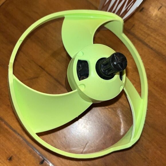 LEGO Green & Gold Propeller Replacement Parts & Bird - Picture 6 of 8